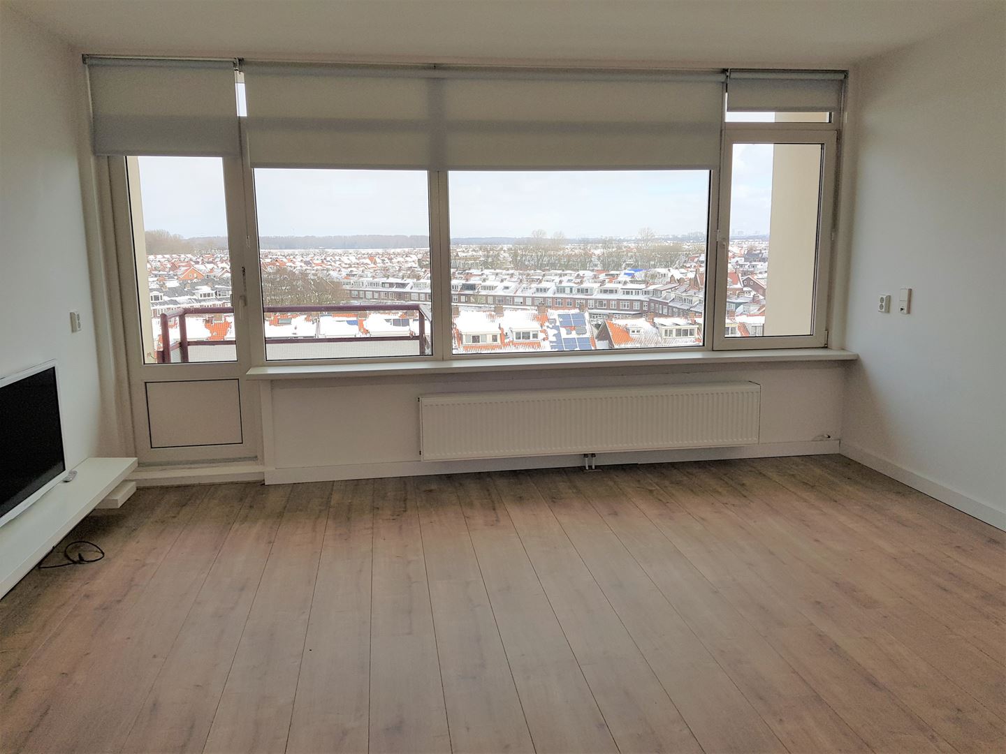 Ruime 5 kamer appartement per 1 mei